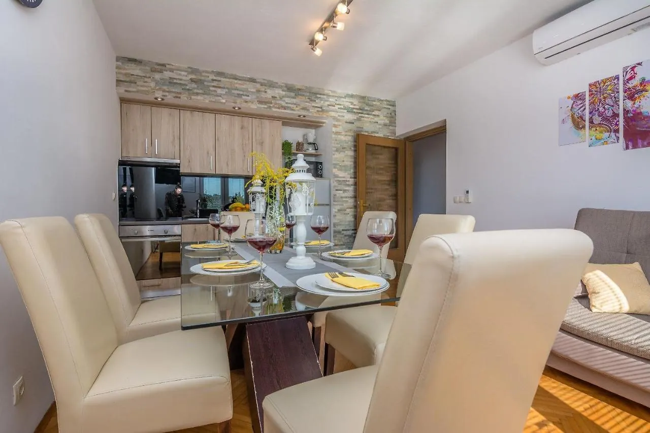 Apartment Radovic Nives Vir