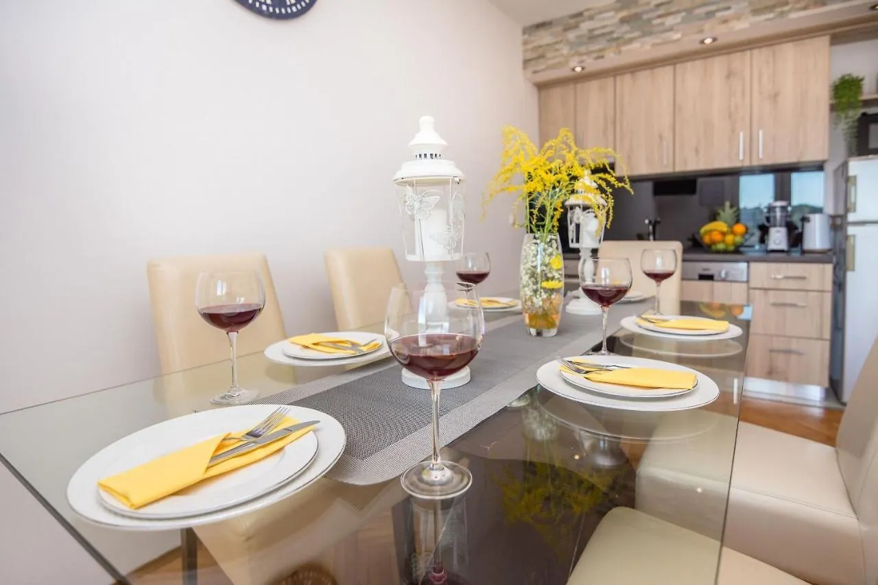 Apartment Radovic Nives Vir